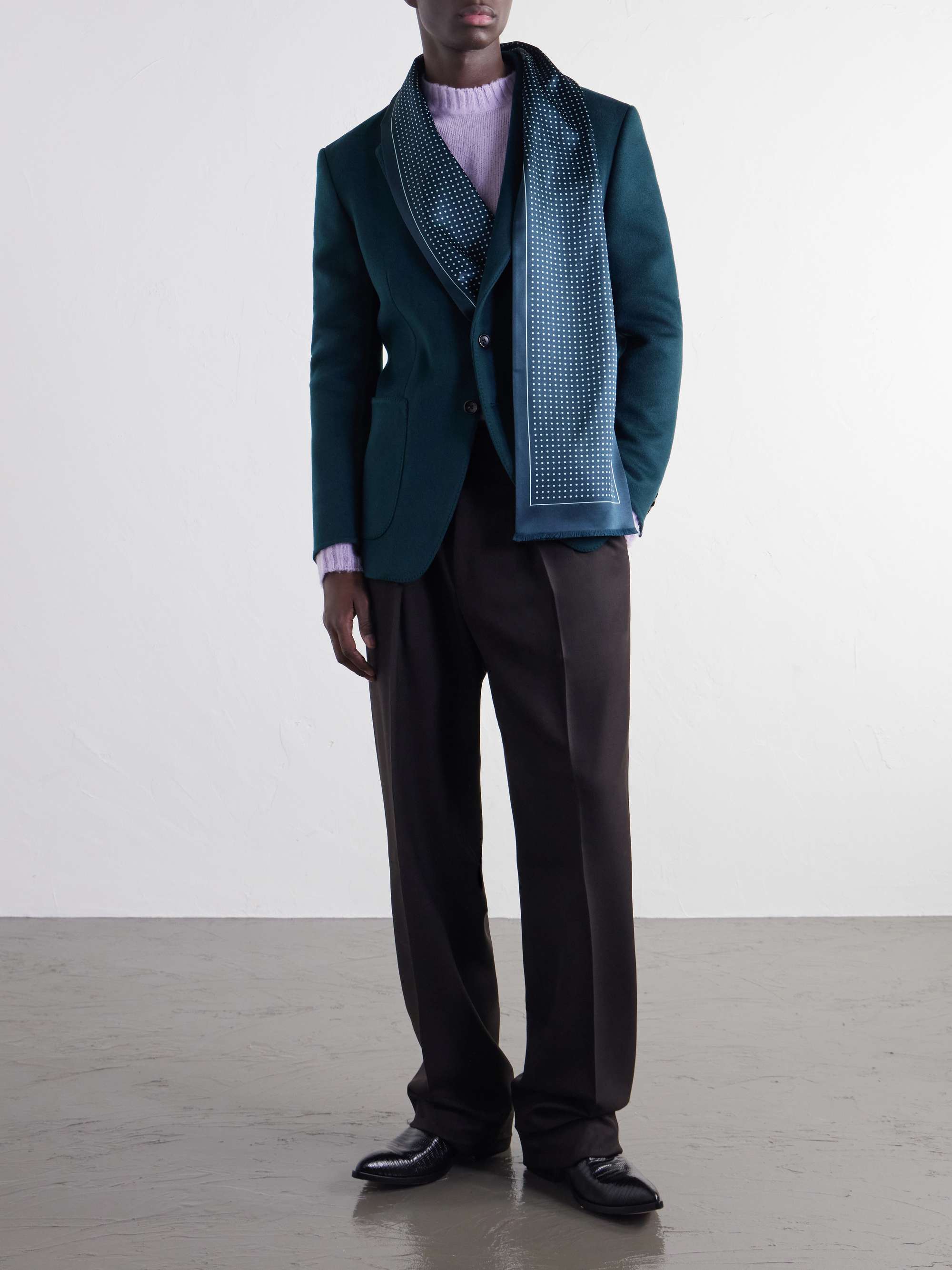 TOM FORD 
