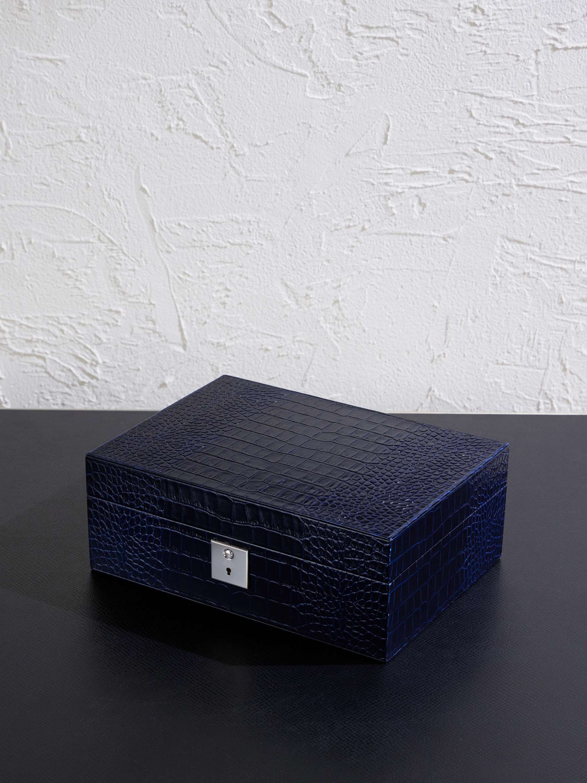 SMYTHSON 