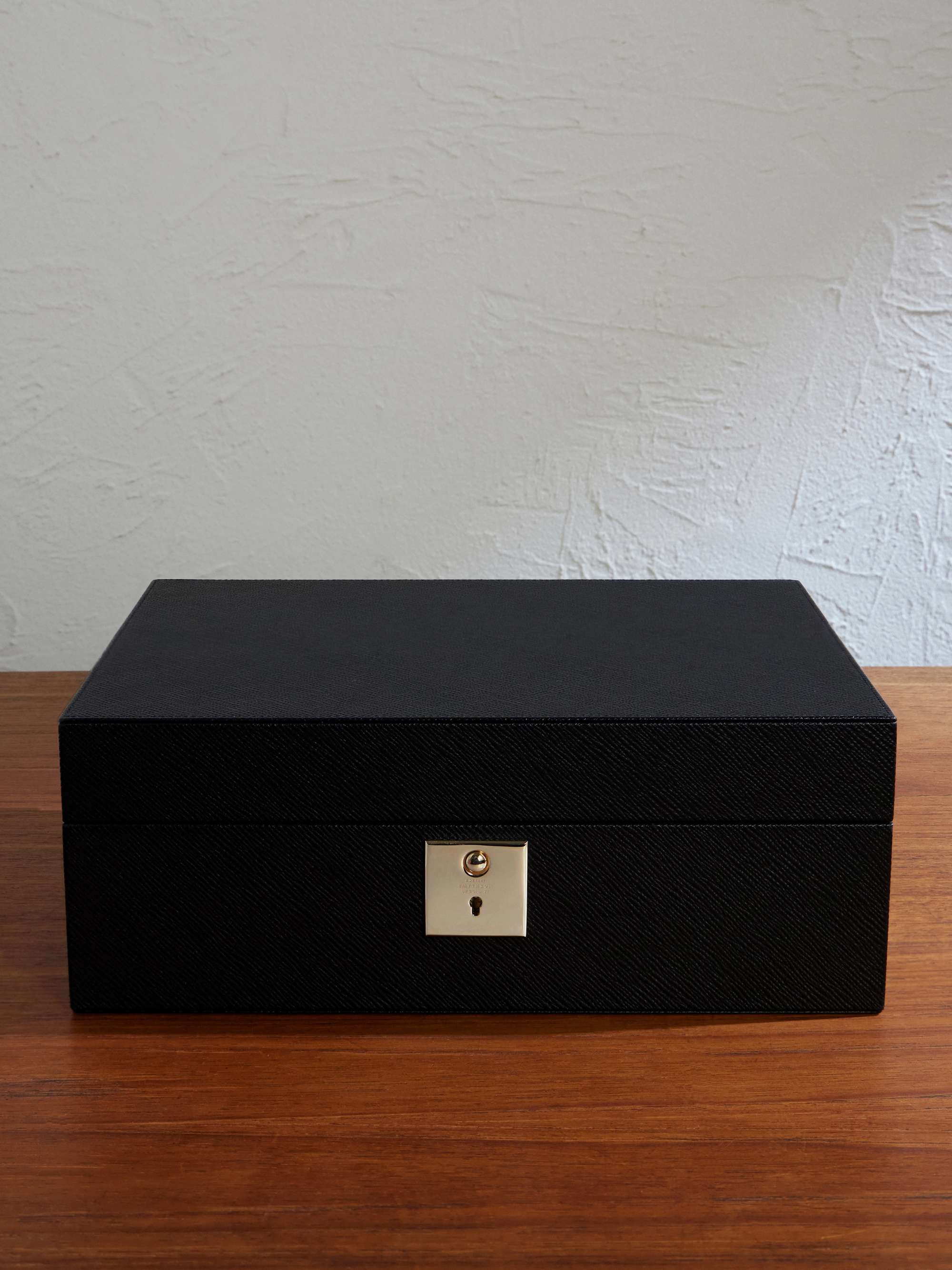 SMYTHSON 