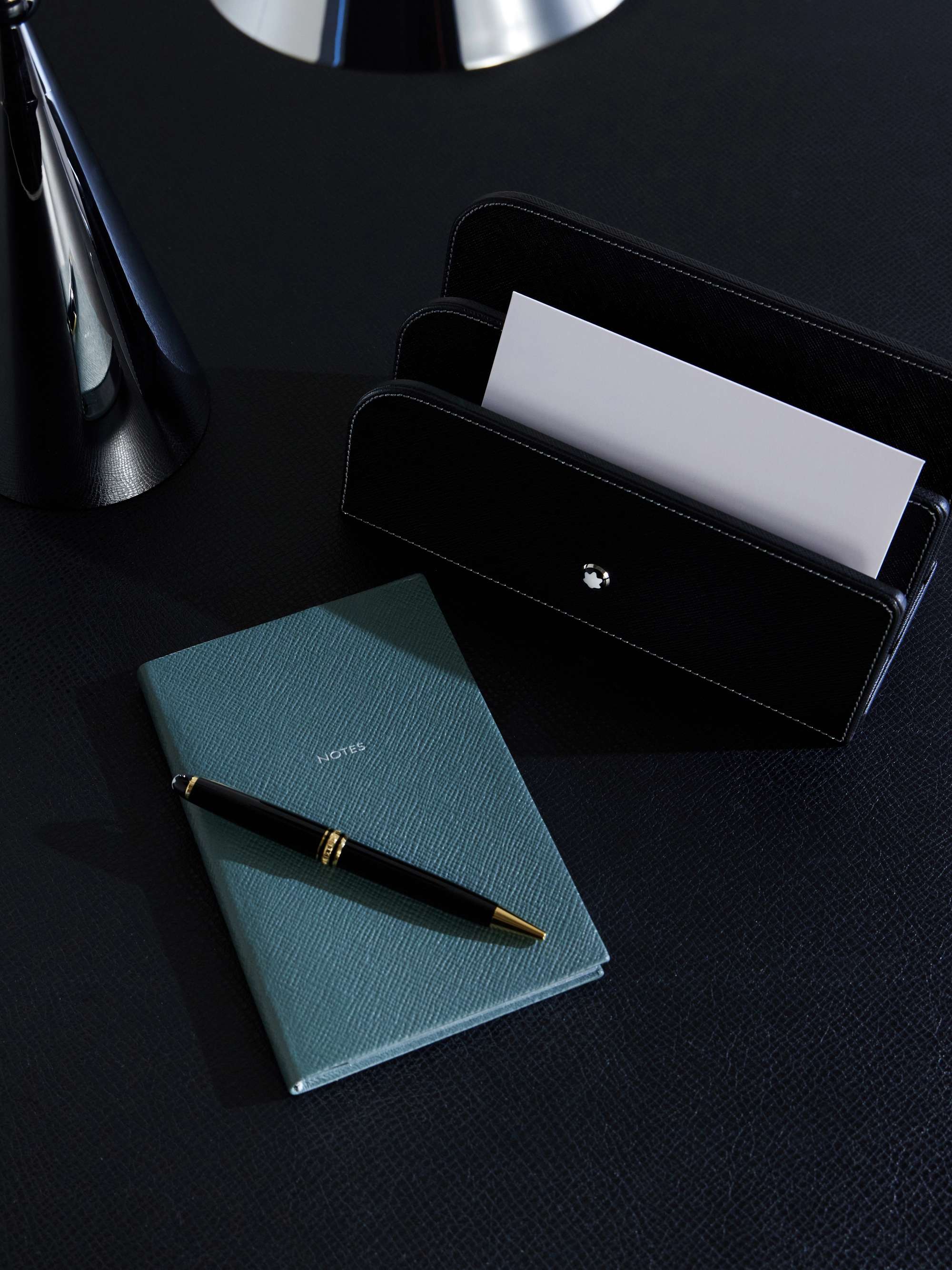SMYTHSON 