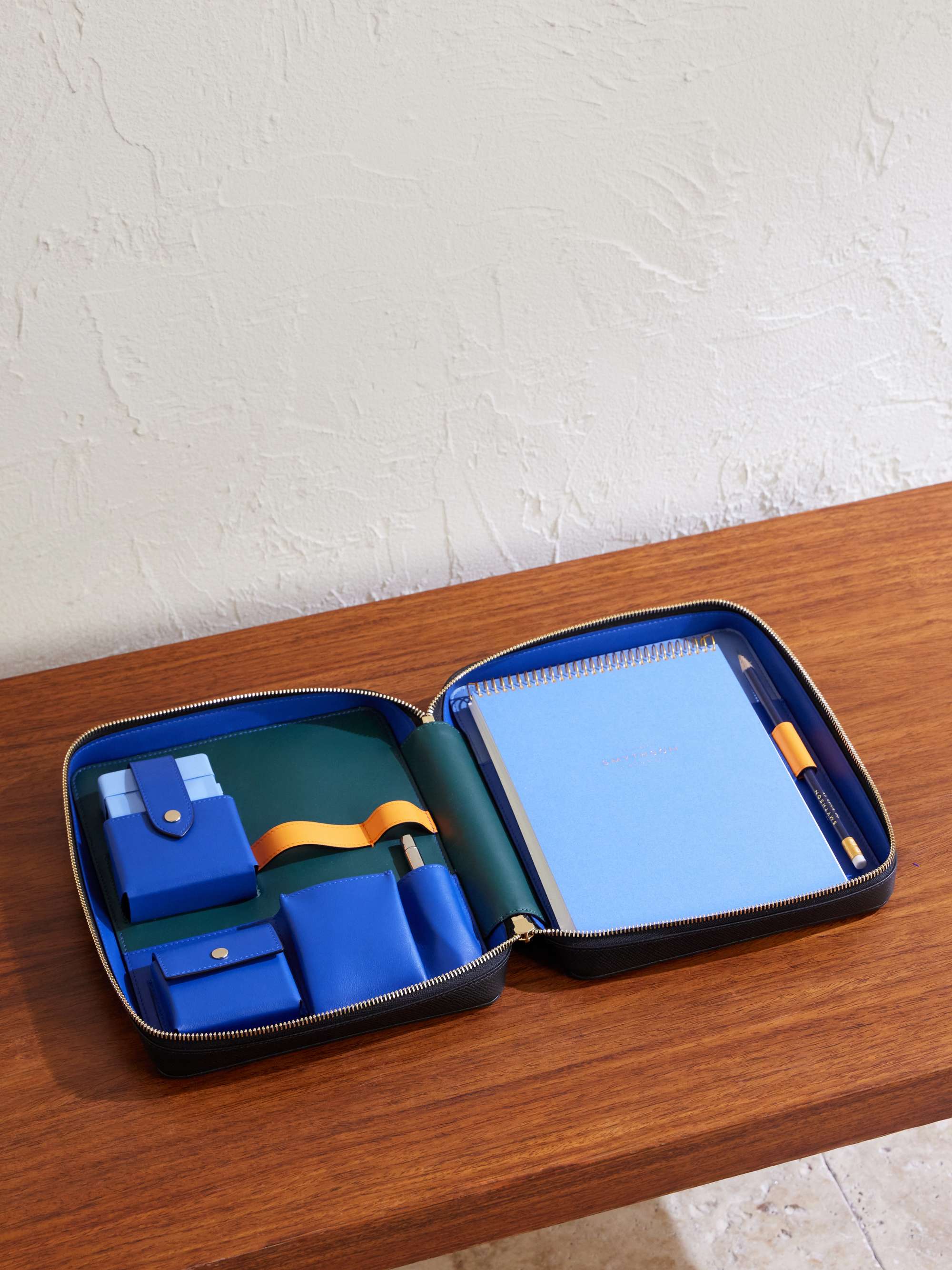 SMYTHSON 