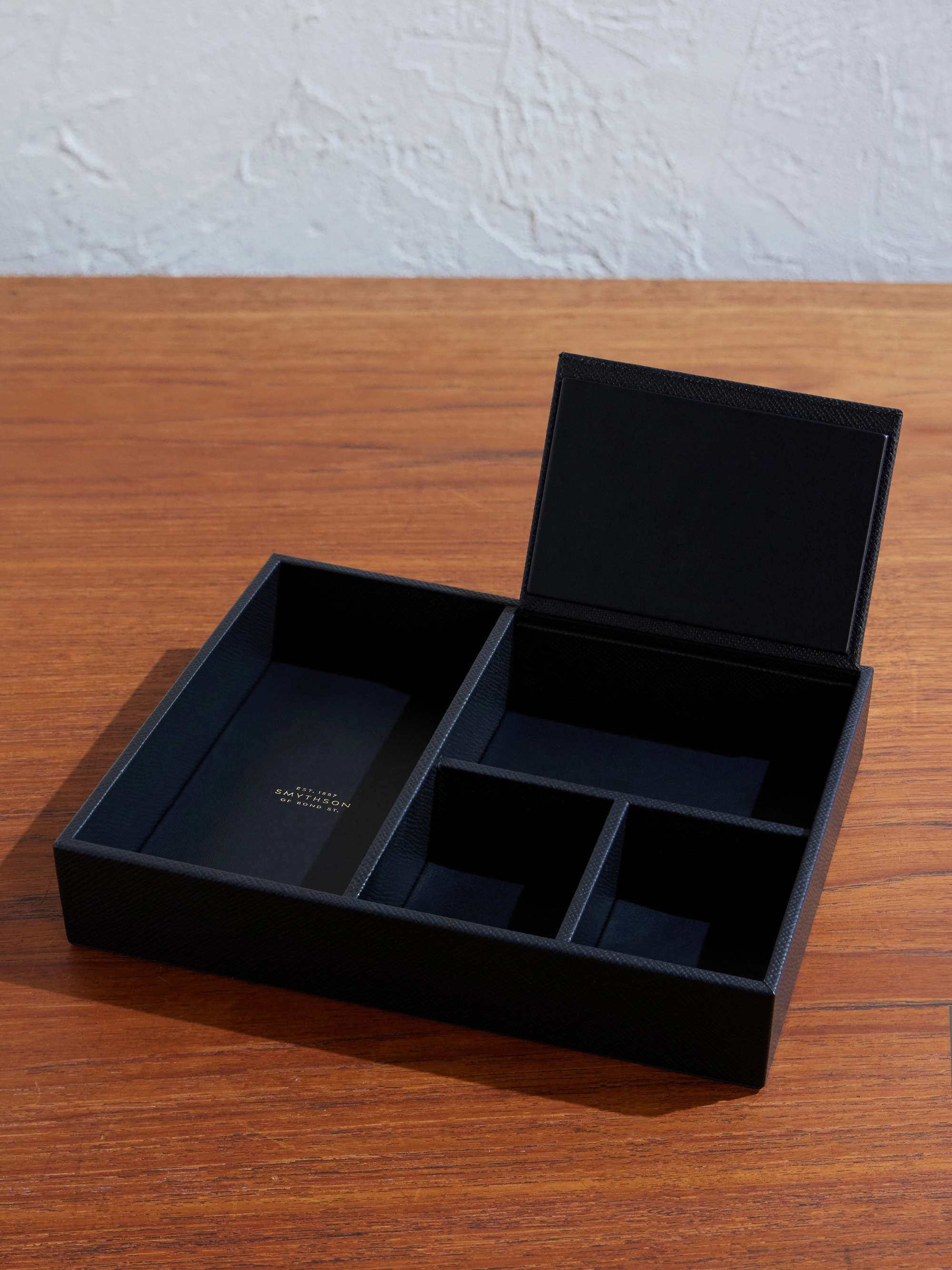 SMYTHSON 