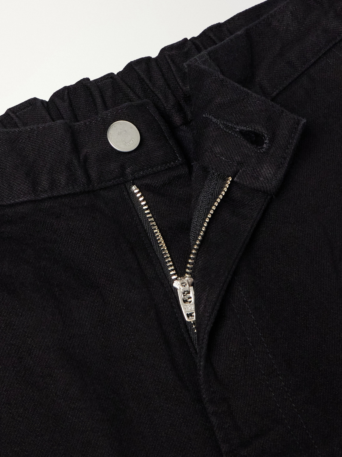 Wide-Leg Jeans