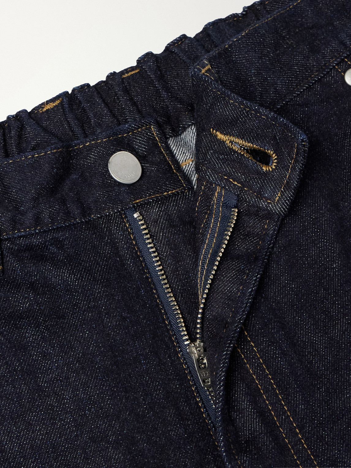 Wide-Leg Jeans