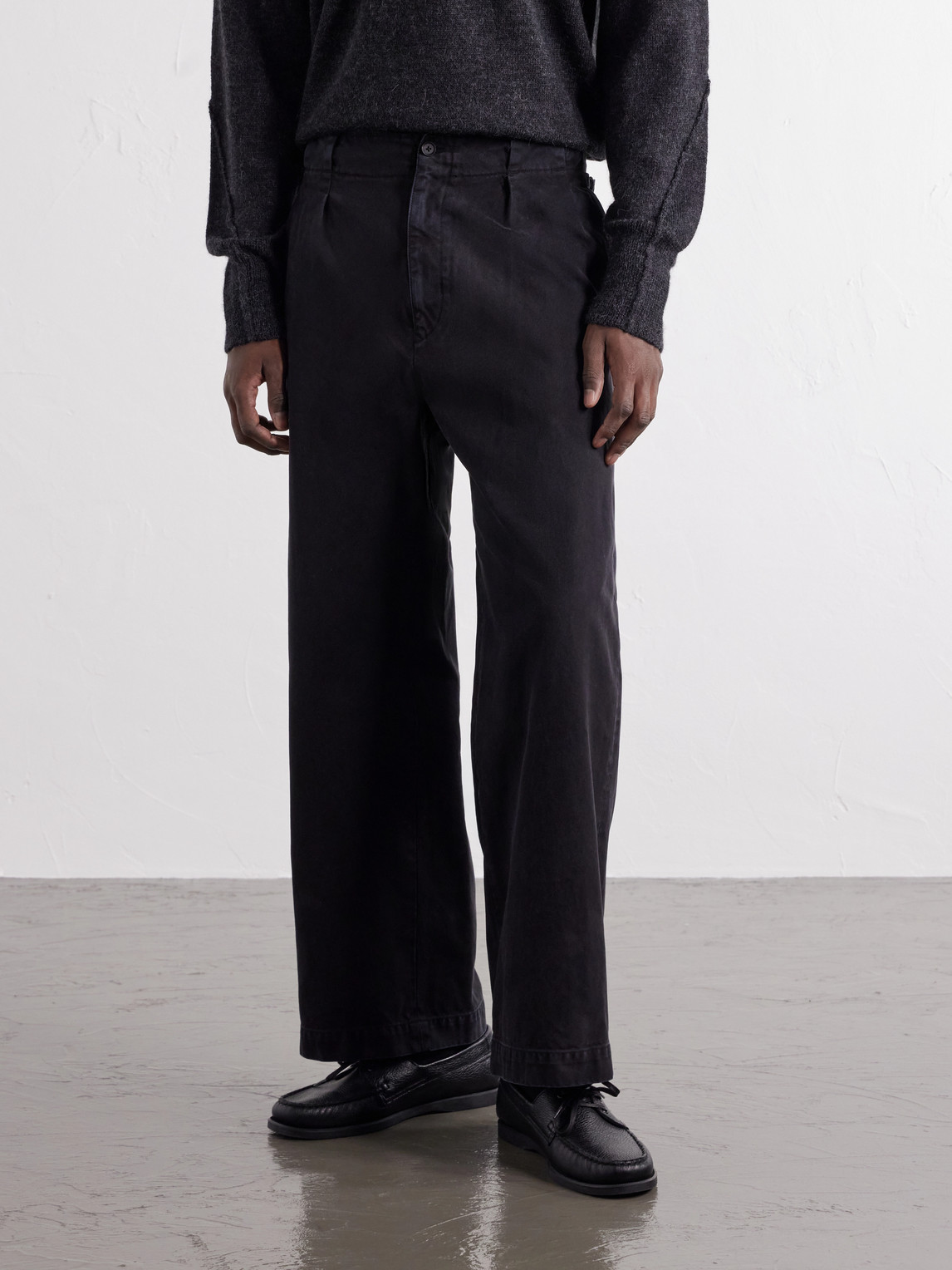 Wide-Leg Garment-Dyed Pleated Cotton-Twill Trousers
