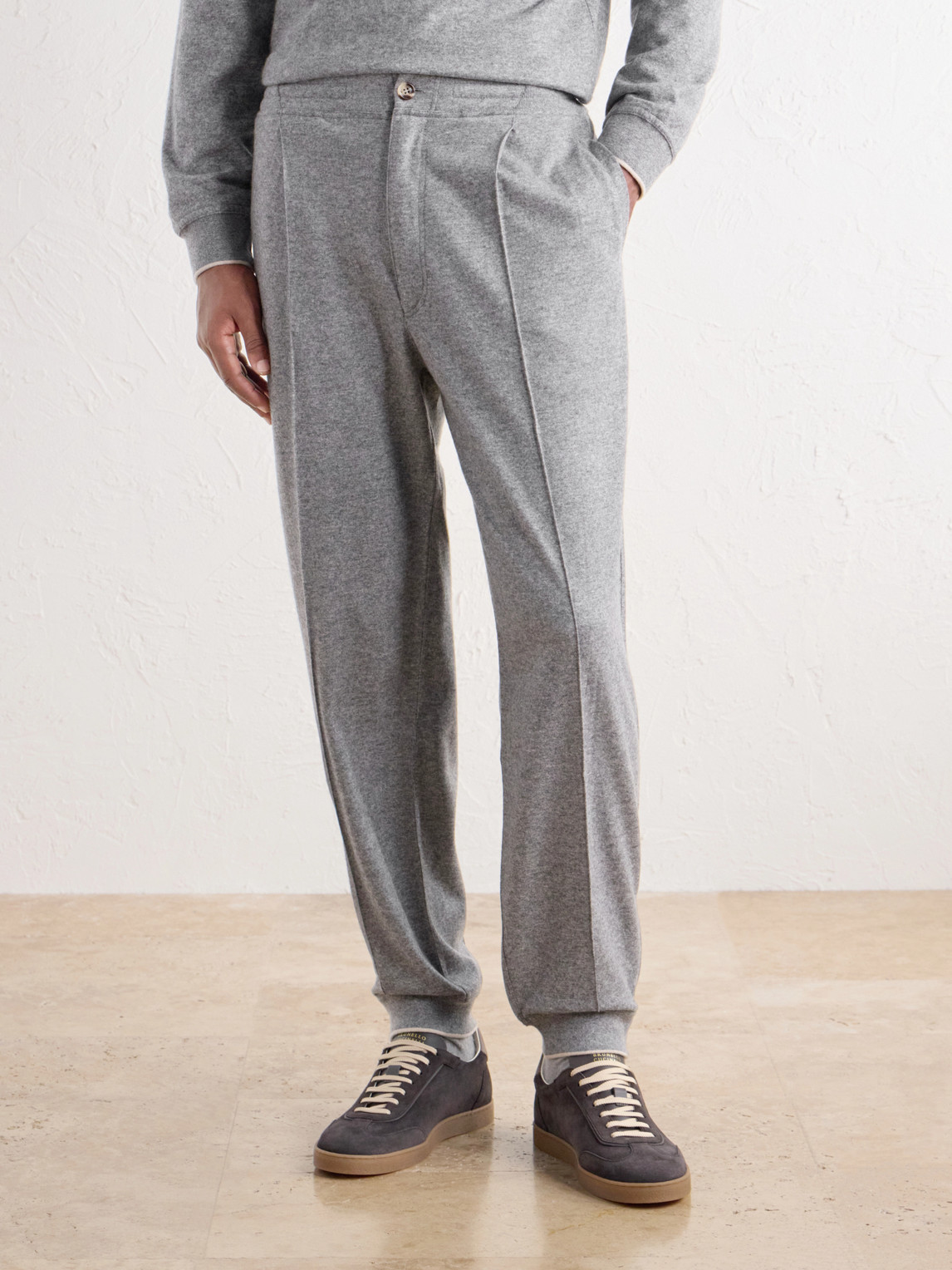 Tapered Pleated Cashmere Sweatpants