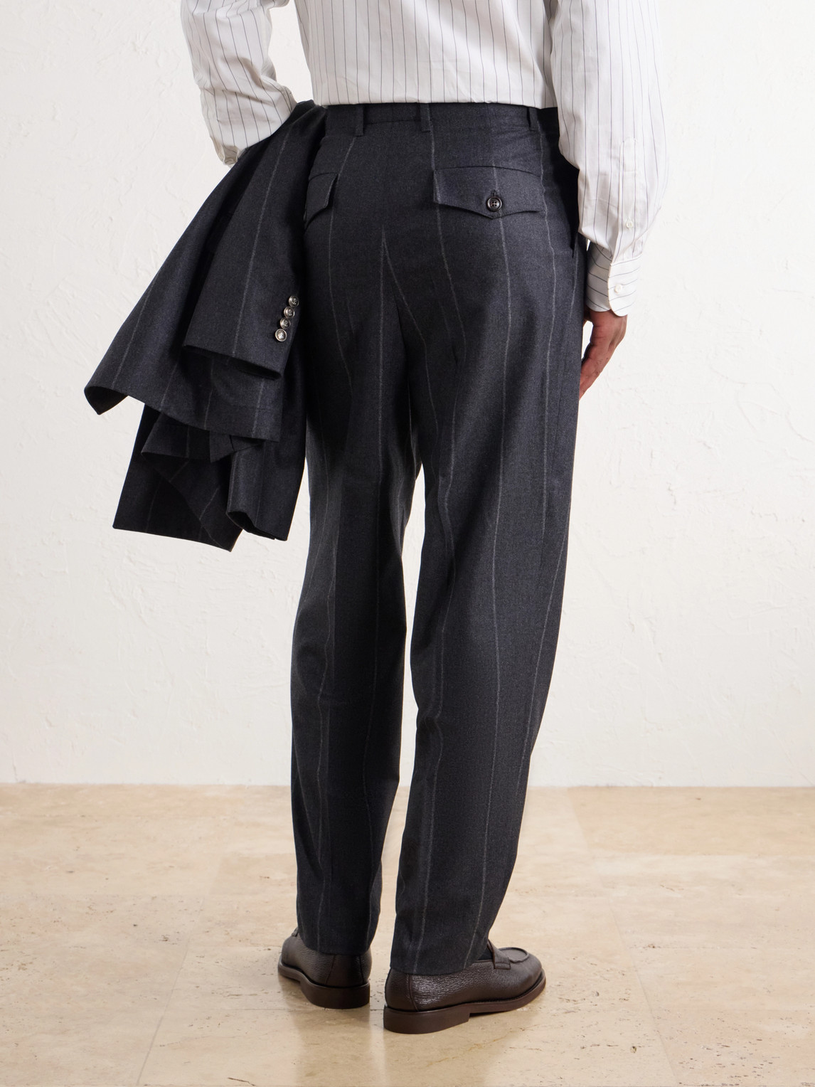 Straight-Leg Pinstriped Pleated Wool, Silk And Cashmere-Blend Flannel Suit Trousers