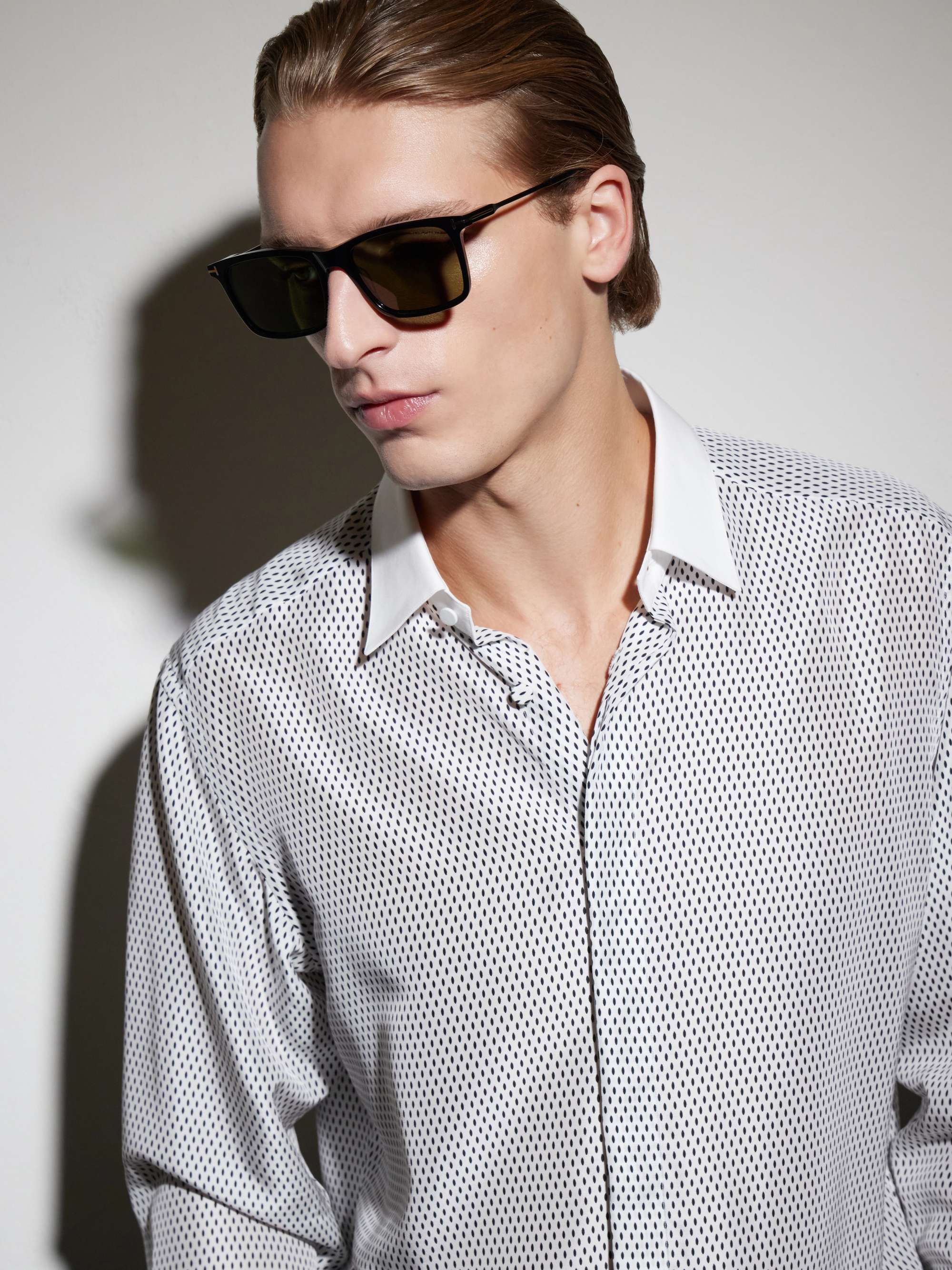 TOM FORD EYEWEAR 