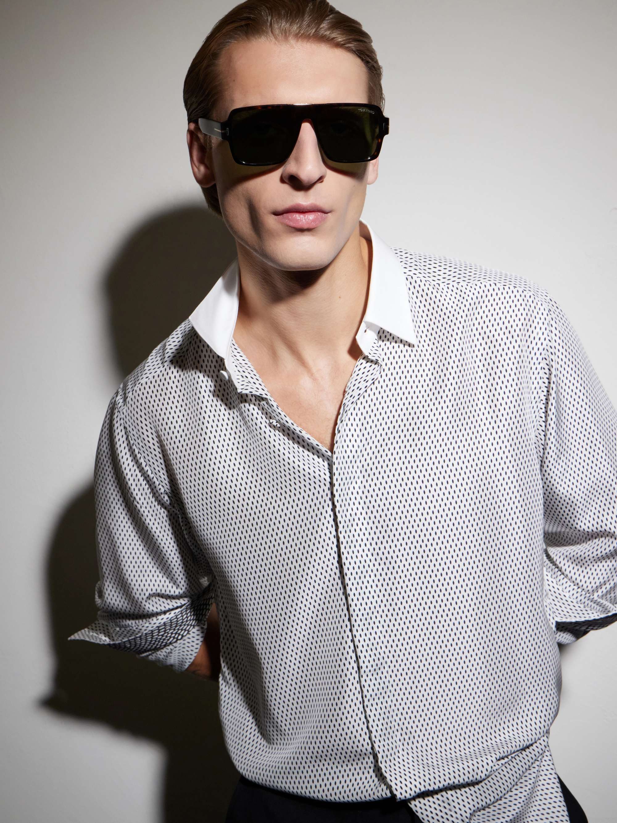 TOM FORD EYEWEAR 