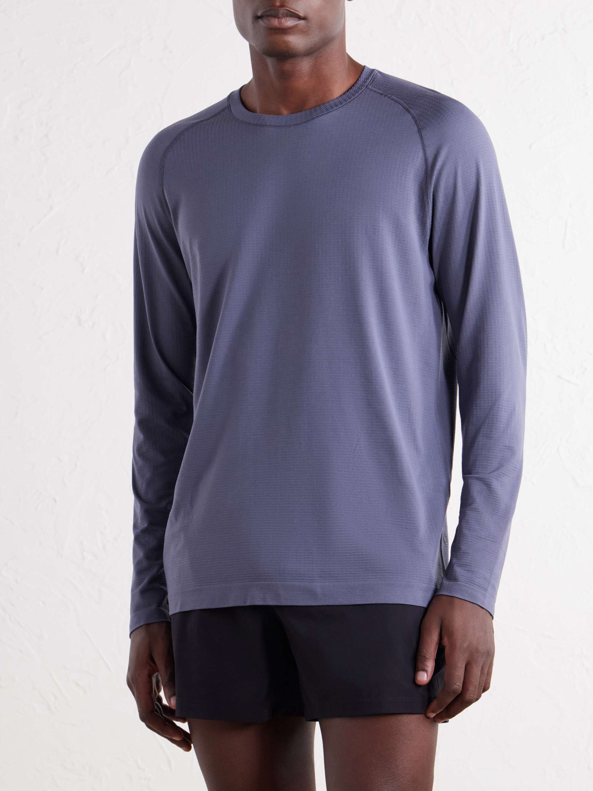 LULULEMON 