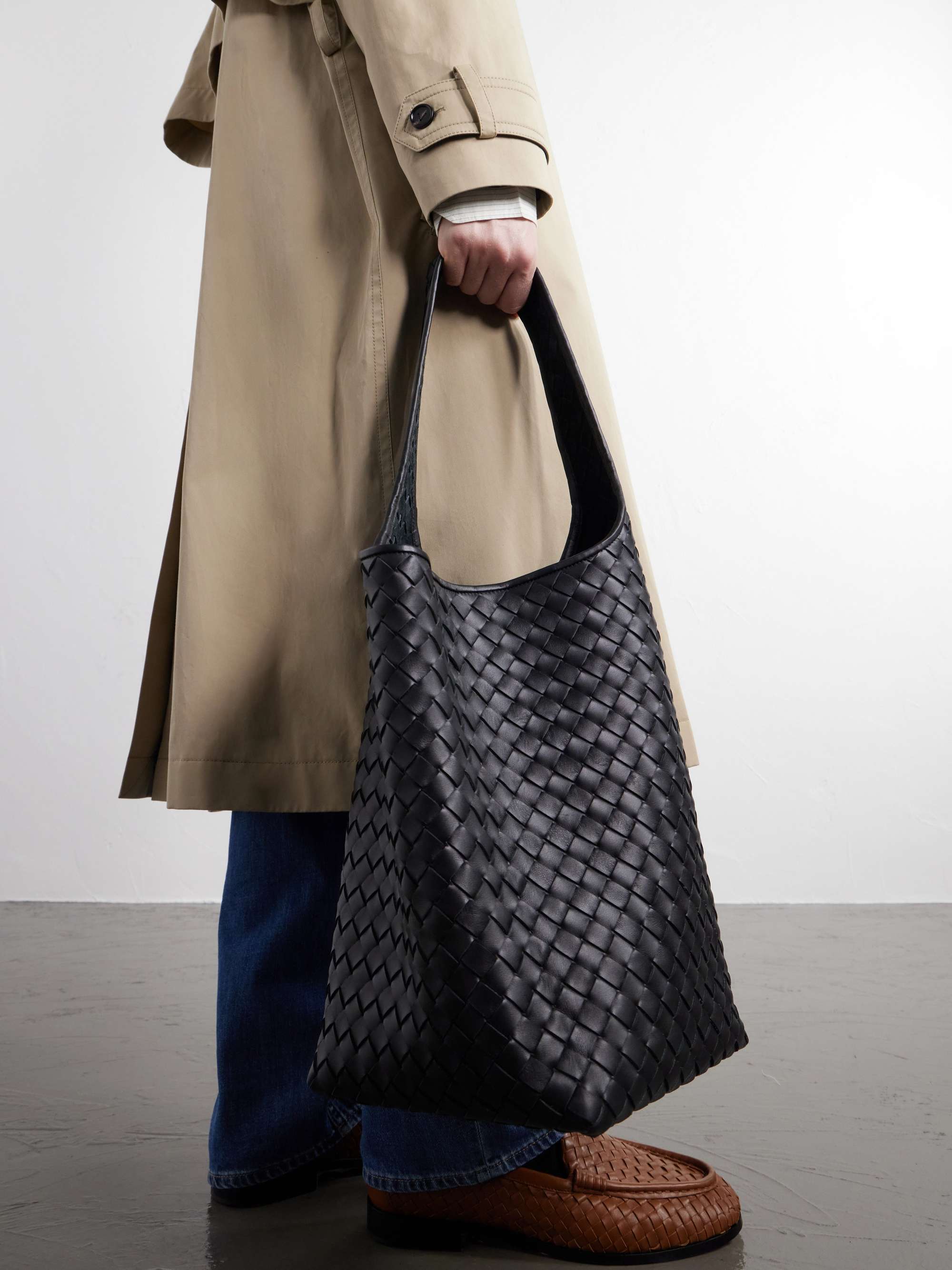 BOTTEGA VENETA Intrecciato Leather Tote Bag for Men | MR PORTER US