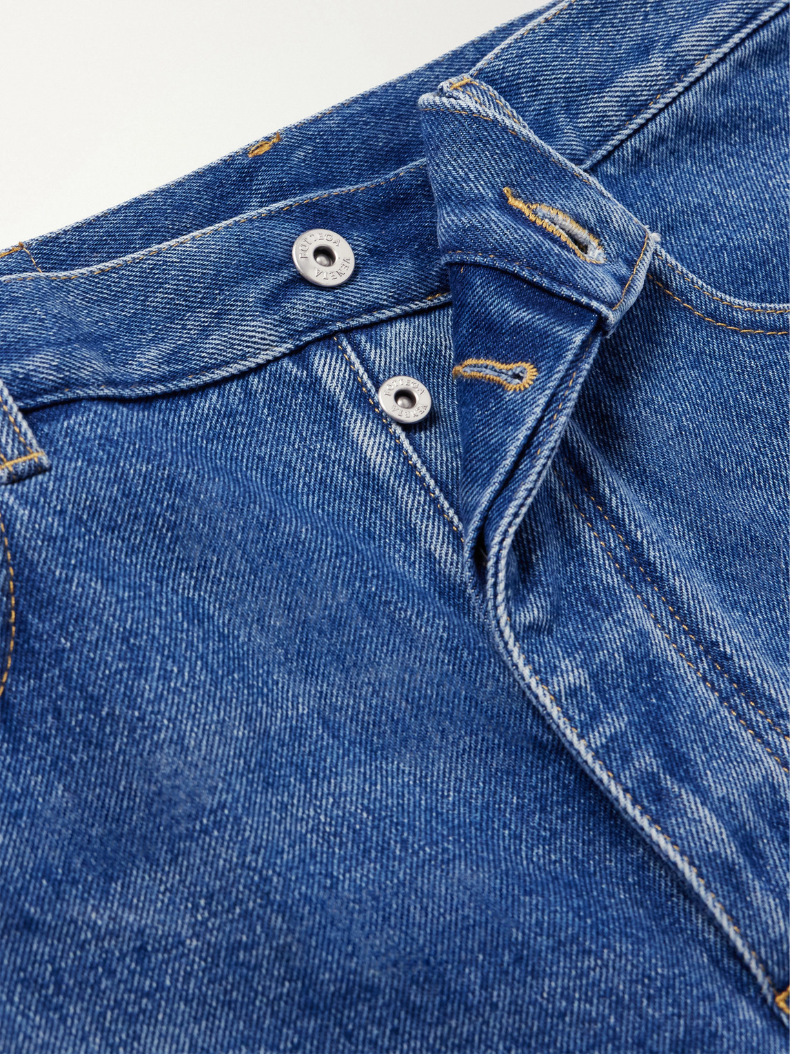 Wide-Leg Jeans
