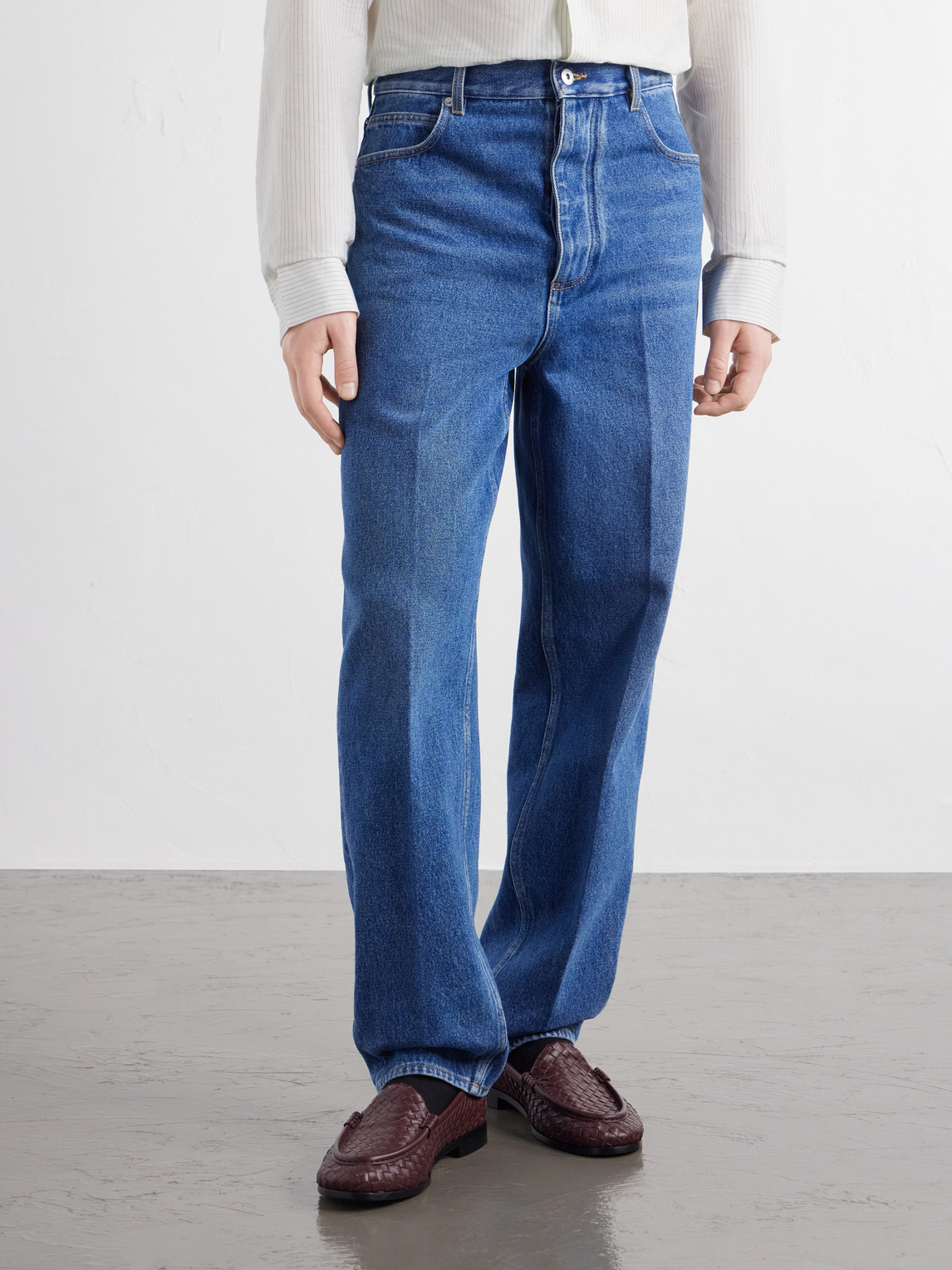 Wide-Leg Jeans