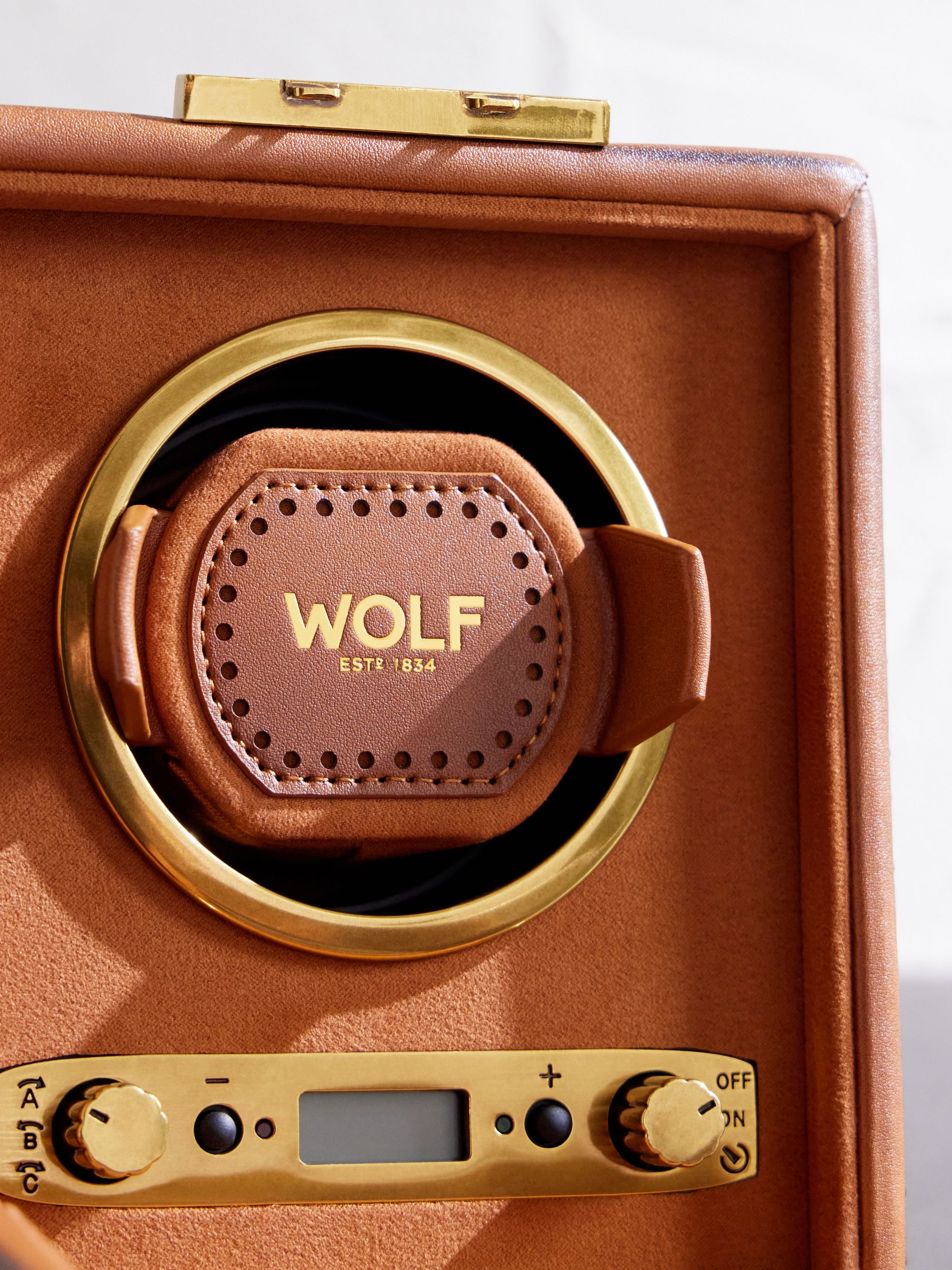 WOLF 