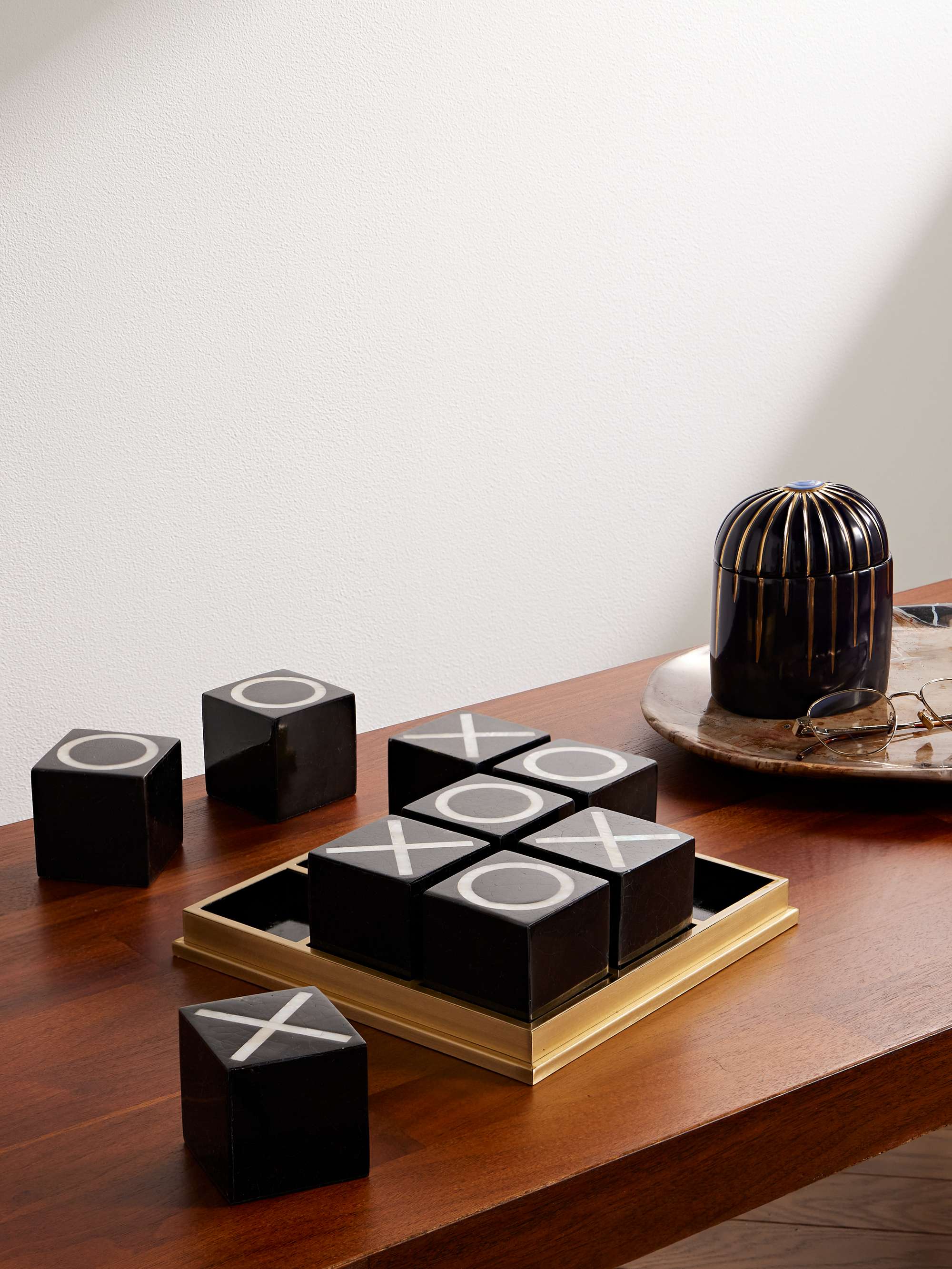 L'OBJET Deco Shell and Brass Tic-Tac-Toe Set