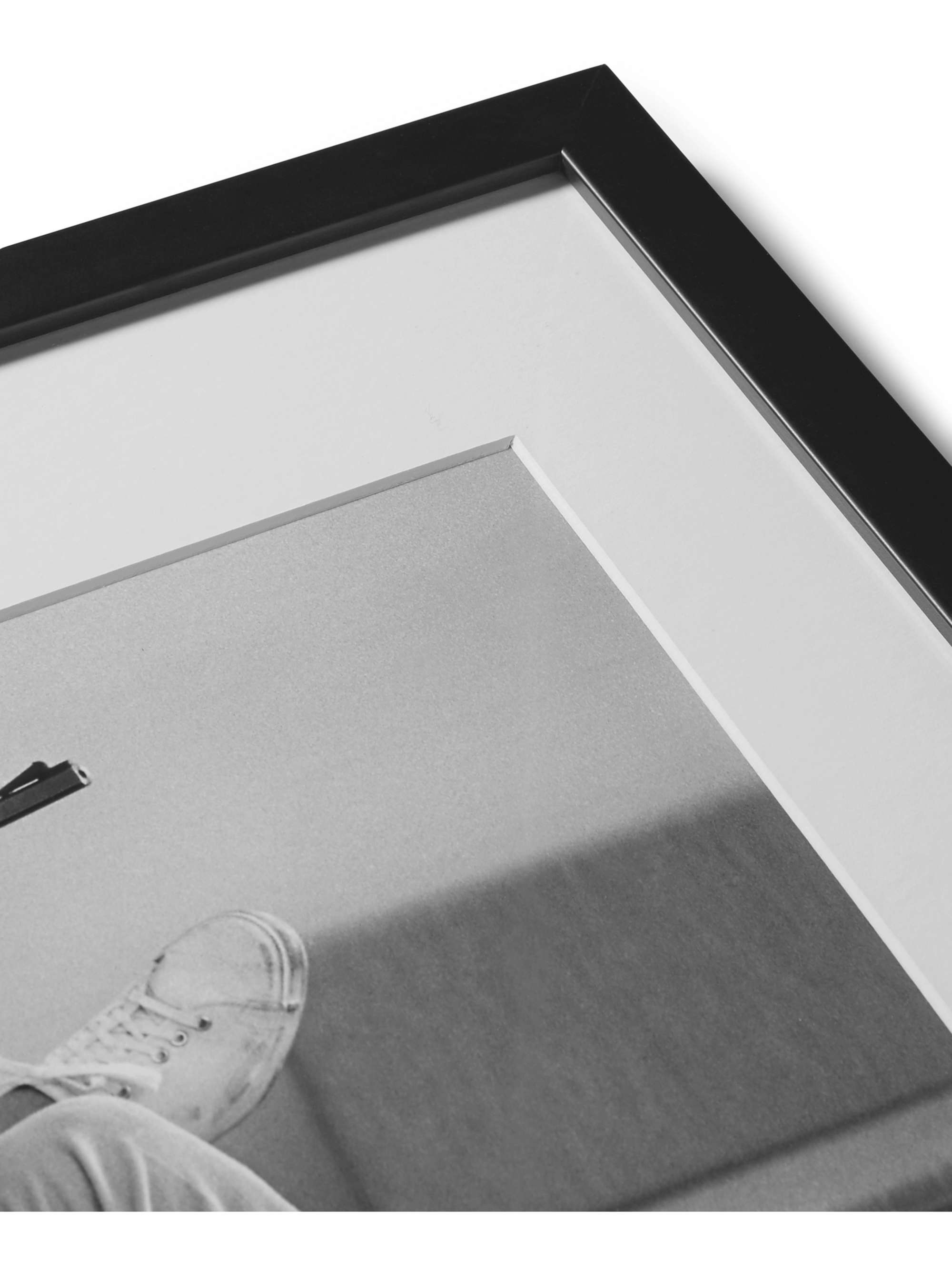 SONIC EDITIONS Framed 1963 Steve McQueen Print, 20" x 16"