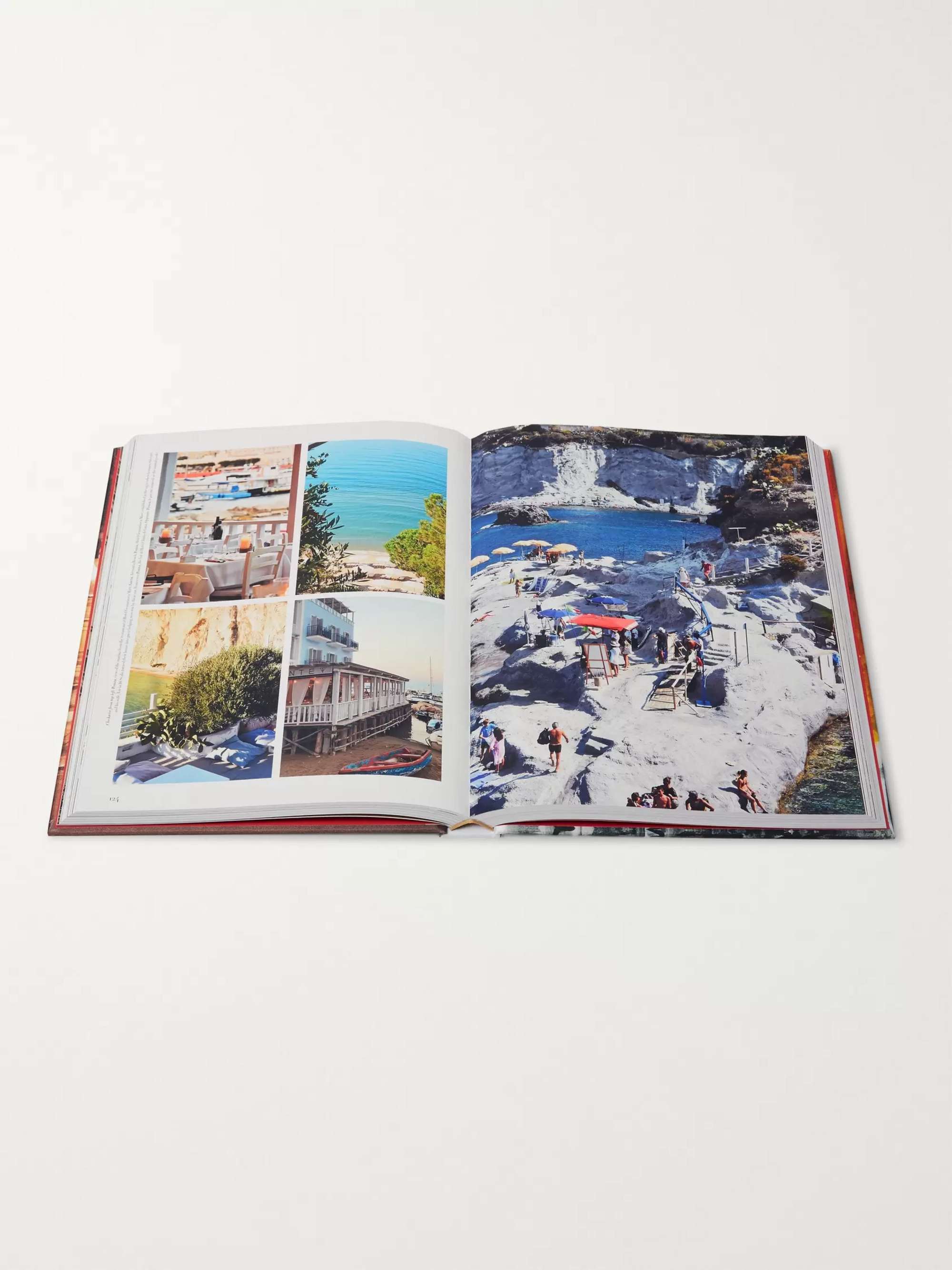 ASSOULINE Italian Chic Hardcover Book
