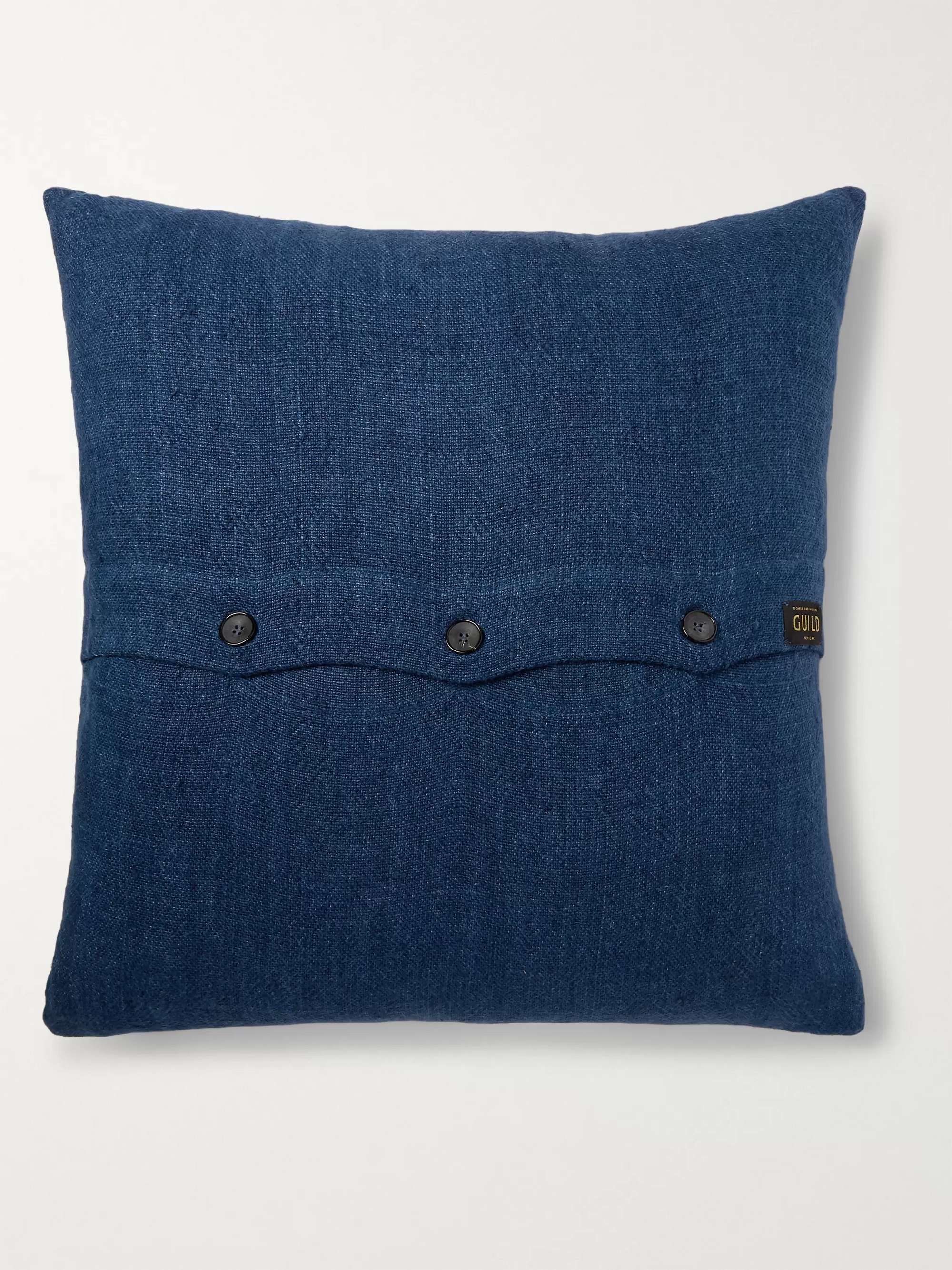 ROMAN & WILLIAMS GUILD Buttoned Linen Cushion Cover
