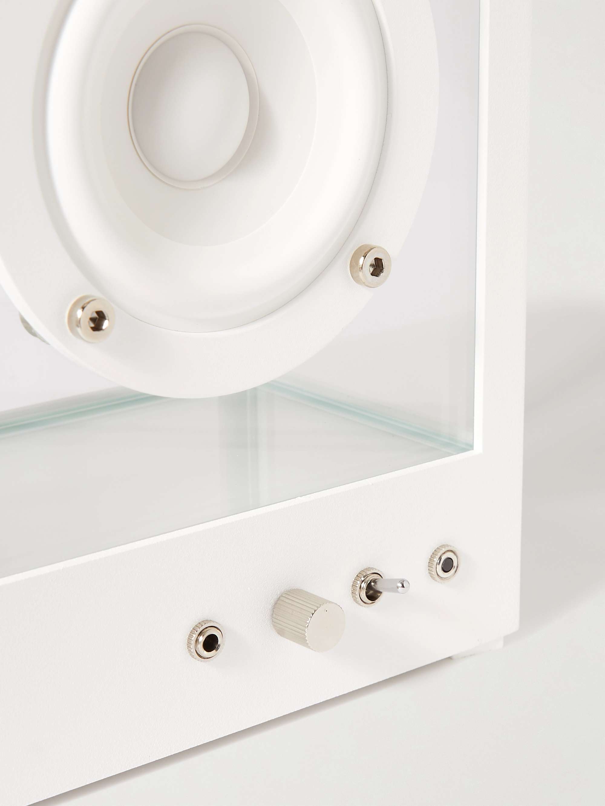 TRANSPARENT SPEAKER Transparent Speaker