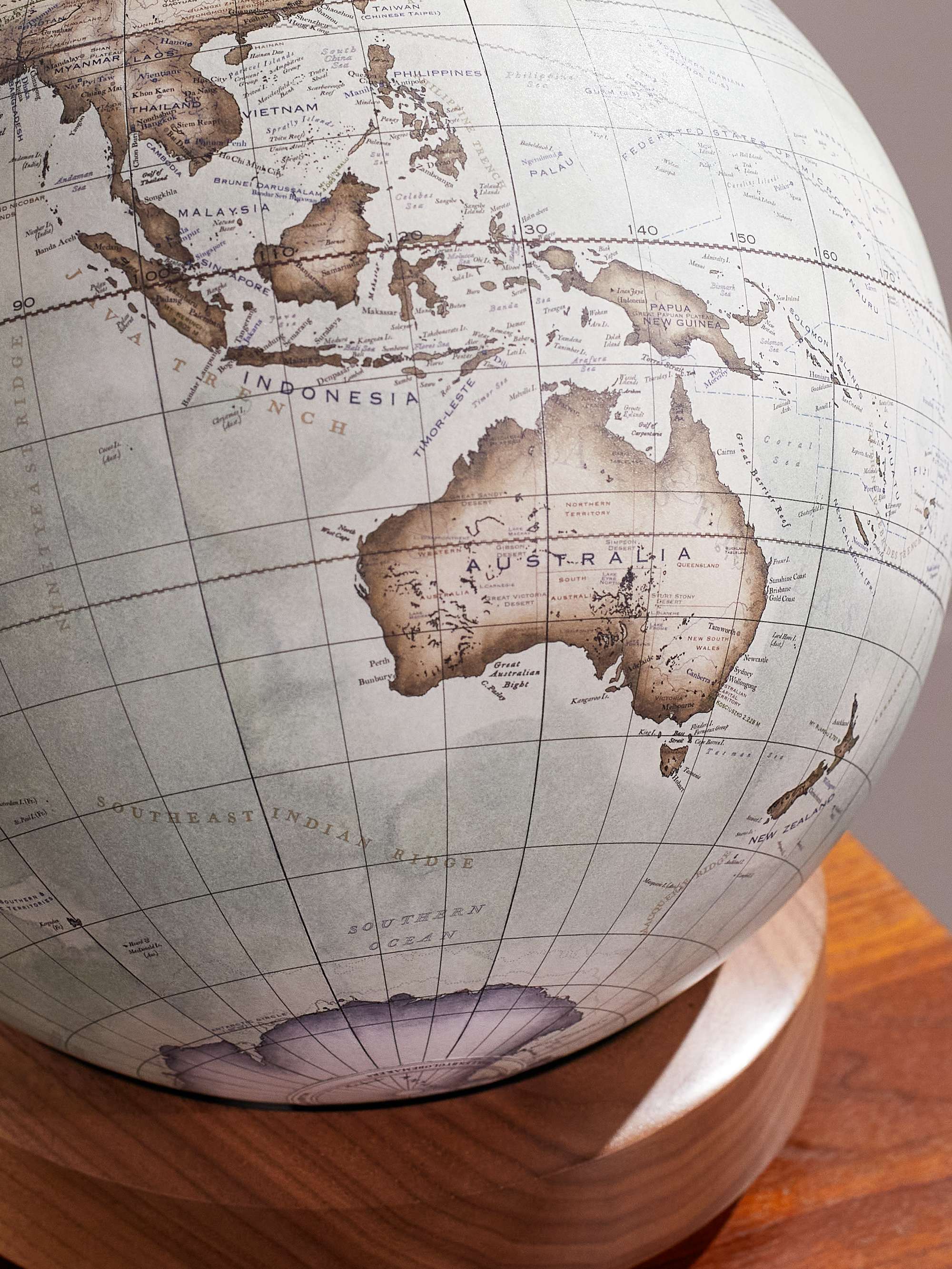 Bellerby & Co Globemakers Albion Resin and Walnut Mini Desk Globe